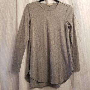 Joan Vass long sleeve top. B27
